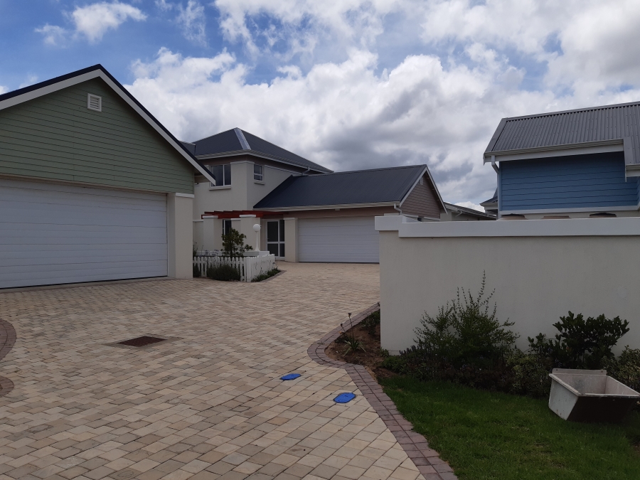 3 Bedroom Property for Sale in Fountains Estate Eastern Cape